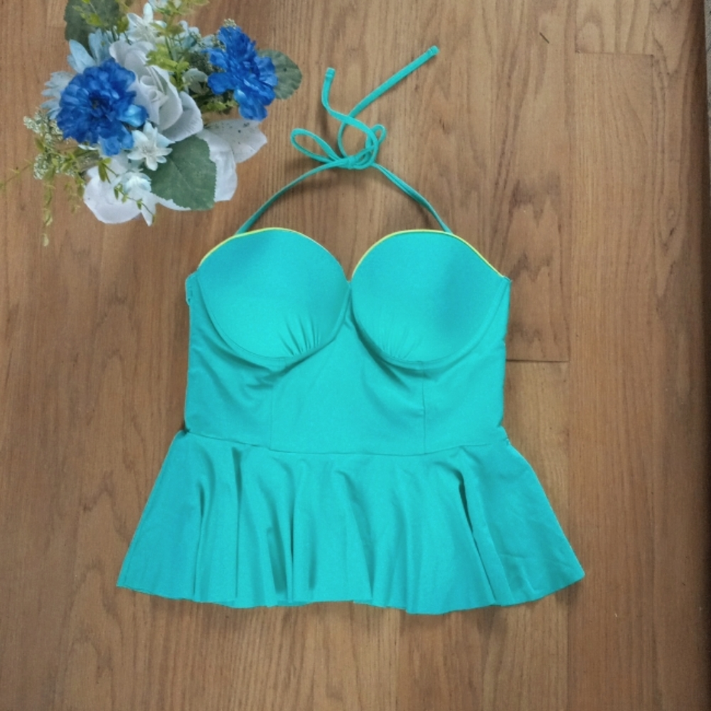 Juniors Swim Ruffle Tankini Top Size L